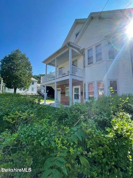 420 N Houghton St, Clarksburg, MA 01247