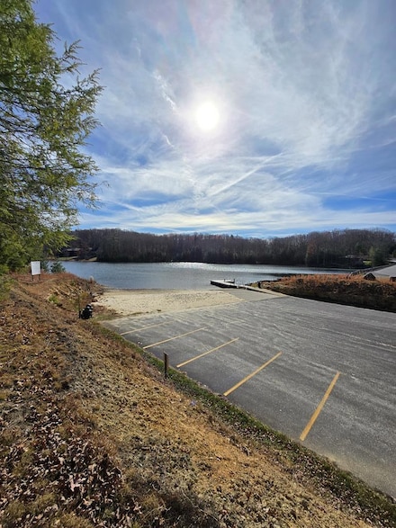 263 Lakeside Dr, Daniels, WV 25832