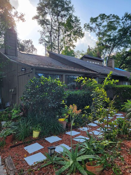 1552 Twin Lakes Cir, Tallahassee, FL 32311