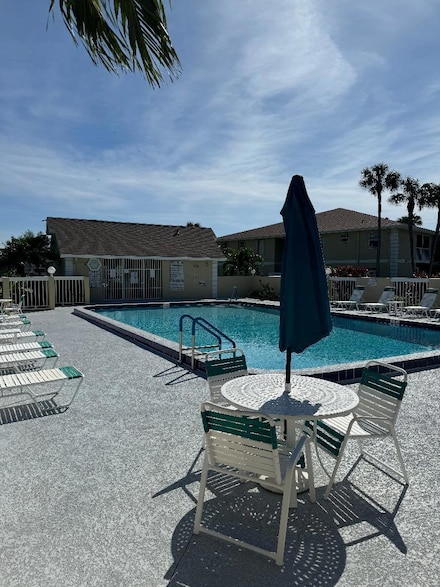 1550 SE Royal Green Cir Unit 104, Port Saint Lucie, FL 34952