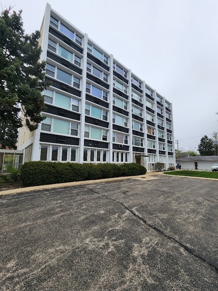 5975 N Odell Ave Unit 2C, Chicago, IL 60631