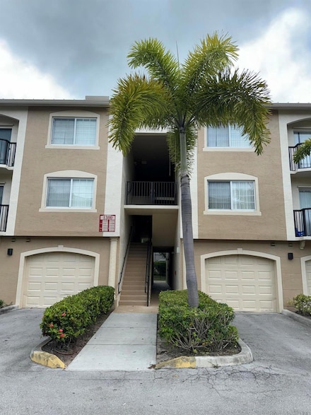1300 Crestwood Ct S Unit 1319, Royal Palm Beach, FL 33411