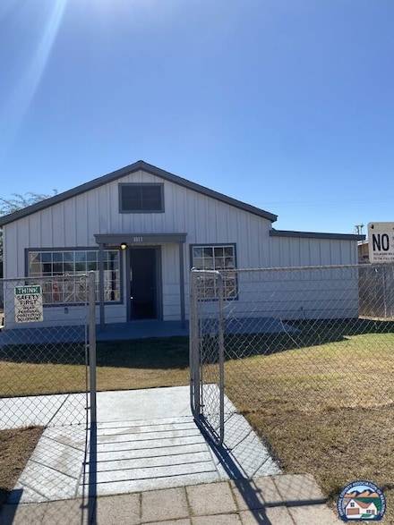 1813 Rio Vista St, Seeley, CA 92273