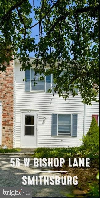 56 W Bishop Ln, Smithsburg, MD 21783