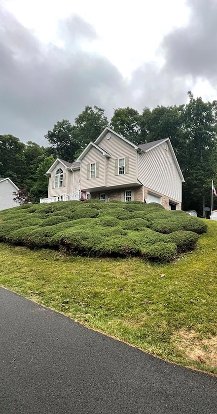 321 Bayberry Ave, Princeton, WV 24739