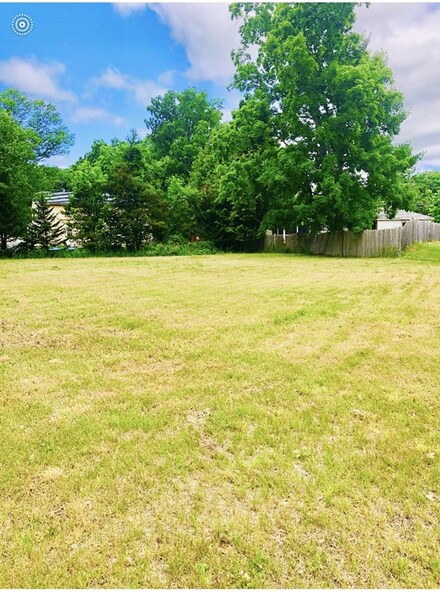 24 Maple St, West Brookfield, MA 01585