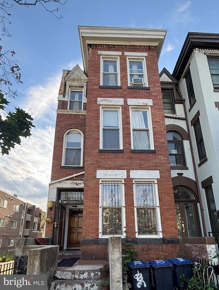 3002 13th St NW, Washington, DC 20009