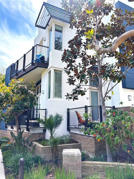 5404 W 149th Place Unit 13, Hawthorne, CA 90250