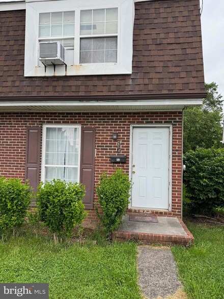 531 Gray Ave, Winchester, VA 22601