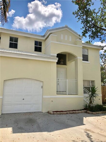 3042 Palm Place, Margate, FL 33063