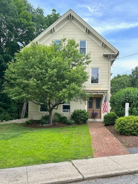 4 Martin Rd, Douglas, MA 01516