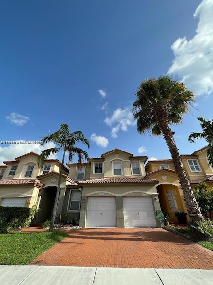 11300 NW 74th Terrace, Medley, FL 33178