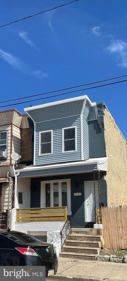 3313 N American St, Philadelphia, PA 19140