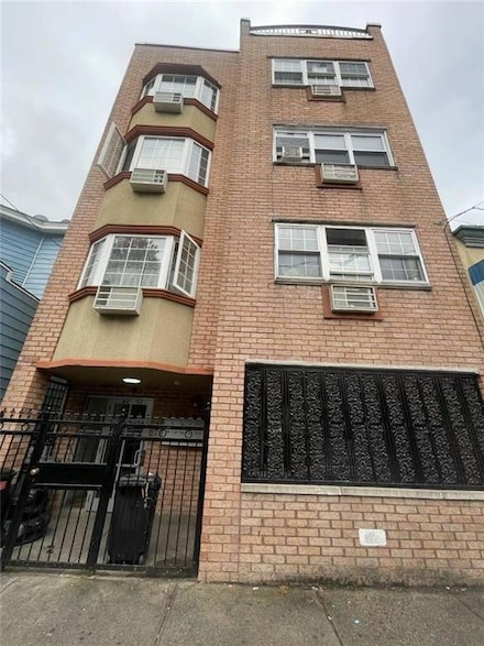 43-12 104th St, Flushing, NY 11368