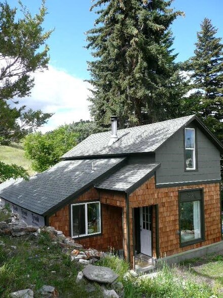 519 1st St, Helena, MT 59601