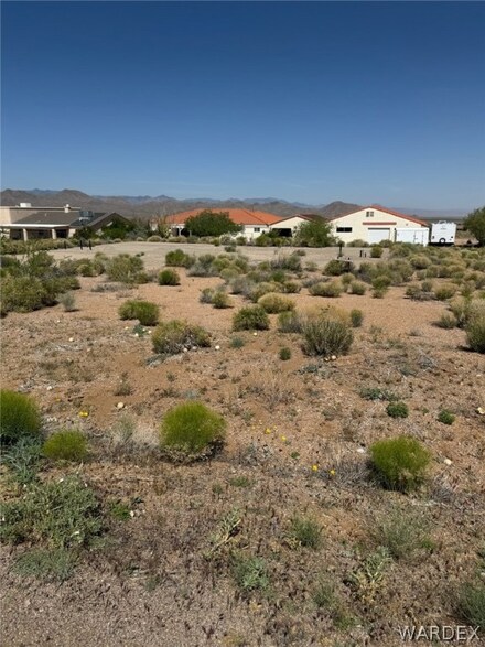 9311 N River Run Dr, Kingman, AZ 86401