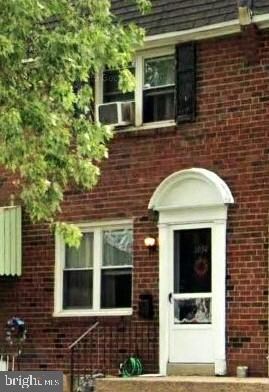 1052 N Academy Ave, Glenolden, PA 19036