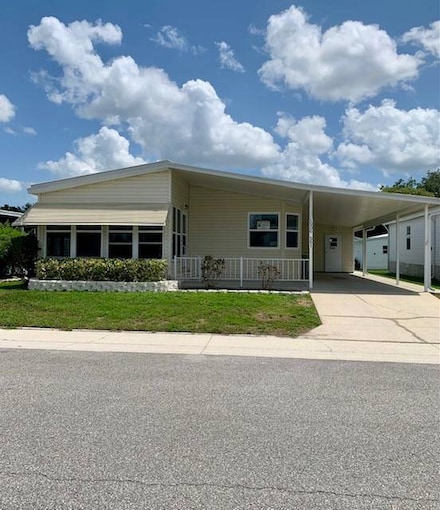 5906 Benz Place, Zephyrhills, FL 33540