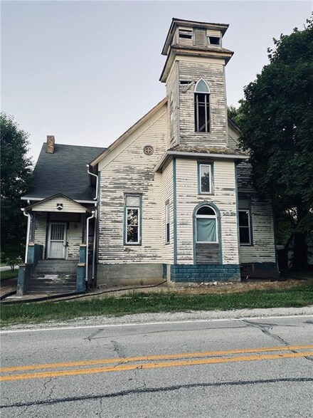 101 S Pike St, Kirklin, IN 46050