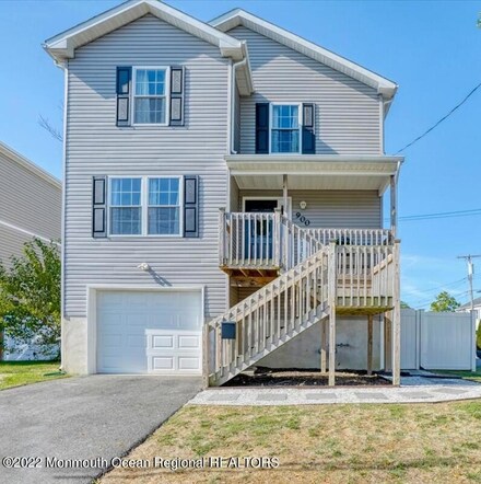 900 4th St, Union Beach, NJ 07735