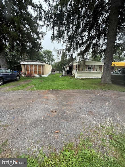 907 & 909 Walton St, Philipsburg, PA 16866