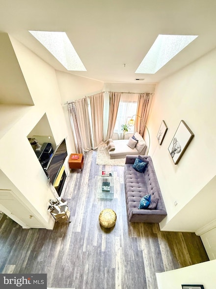 6541 Grange Ln Unit 401, Alexandria, VA 22315