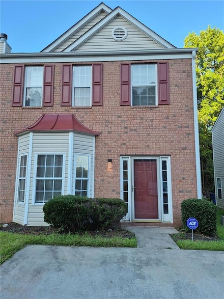 5570 Hampton Ct, Atlanta, GA 30349