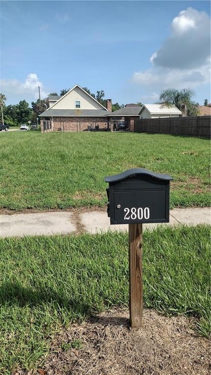 2800 Oak Dr, Violet, LA 70092