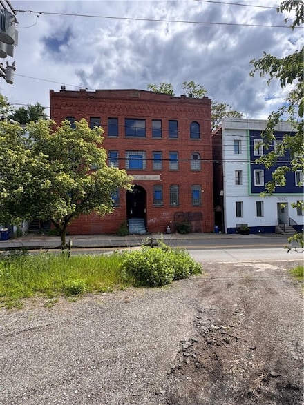 2606 Josephine St, Pittsburgh, PA 15203