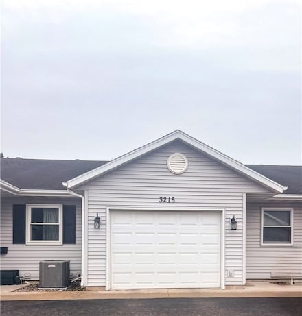 3215 Craig Rd, Eau Claire, WI 54701