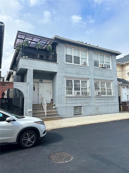 21 Brighton 10th Path, Brooklyn, NY 11235