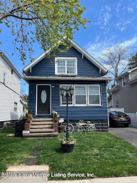 267 Barnard Ave, Staten Island, NY 10307