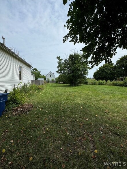 802 S Division St Unit N, West Seneca, NY 14210