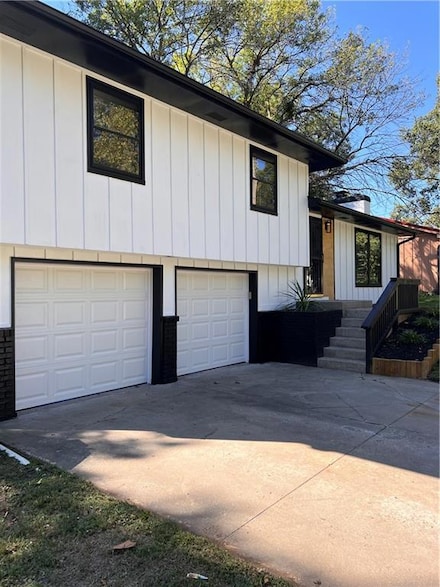 303 E Bennett St, Butler, MO 64730