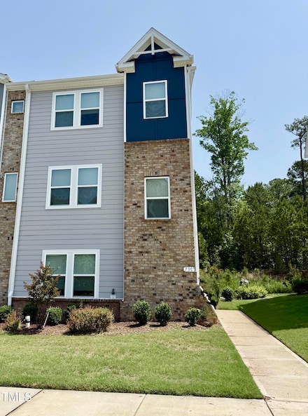 730 Firebrick Dr, Cary, NC 27519
