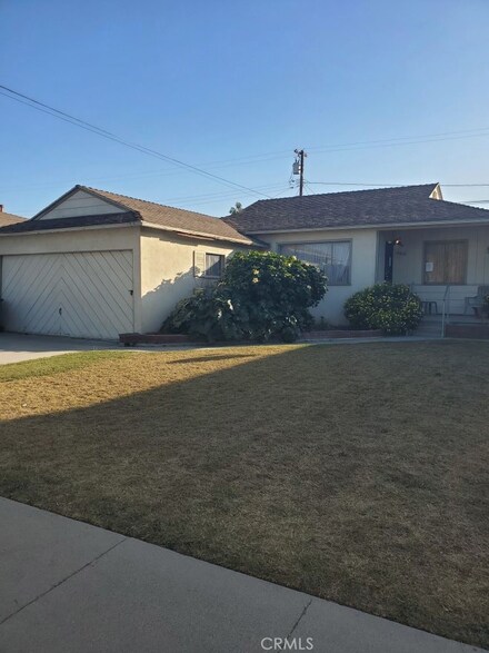 2612 Denmead St, Lakewood, CA 90712