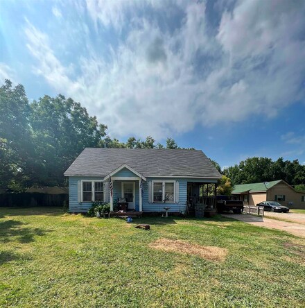 217 Main St, Atoka, TN 38004