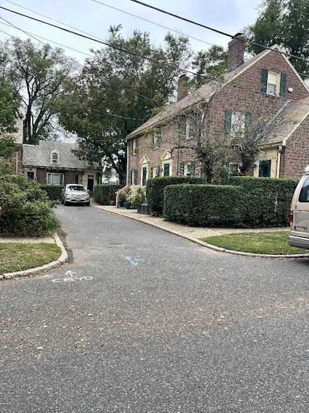 217 Alsace St, Bridgeport, CT 06604