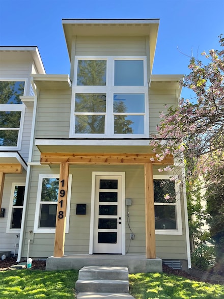 1918 E 37th Ave, Spokane, WA 99203