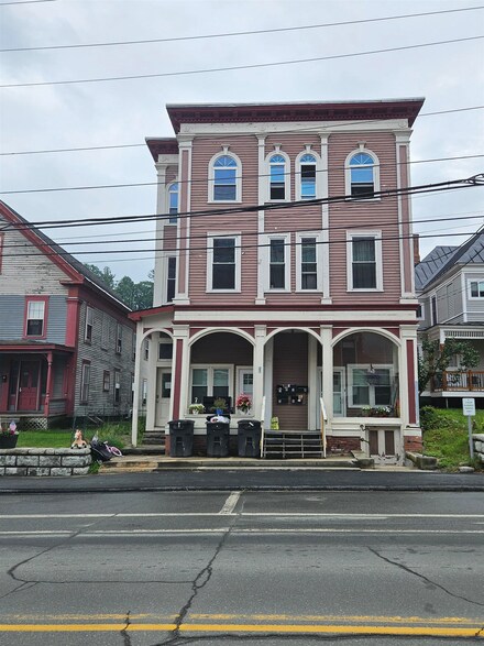 21 S Main St Unit 6, Lisbon, NH 03585