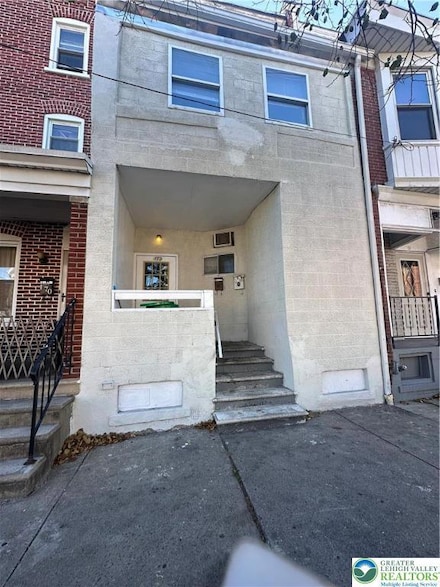 172 W Tilghman St, Allentown, PA 18102