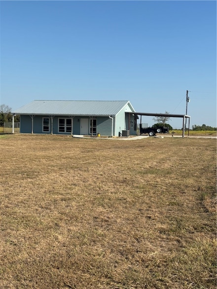 955 Old Perry Loop, McGregor, TX 76657