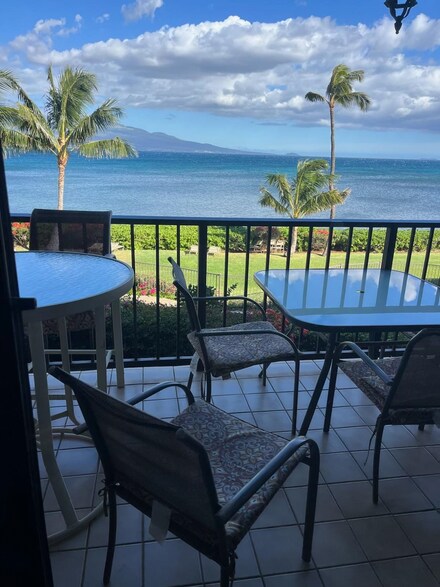 190 Hauoli St Unit 205, Wailuku, HI 96793