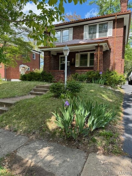 8245 Glen Echo Dr, Saint Louis, MO 63121