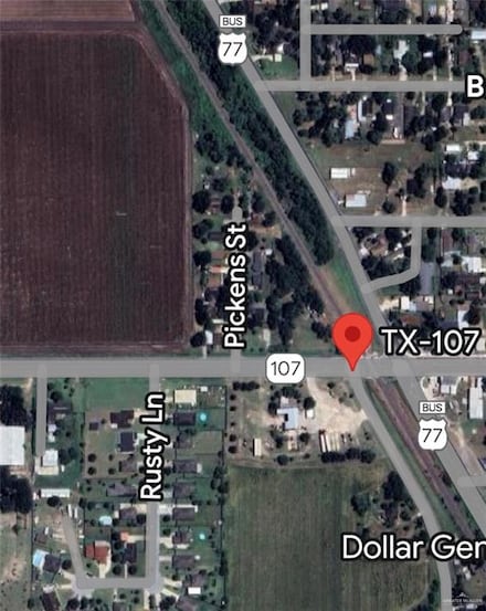 17937 Texas 107, Combes, TX 78535