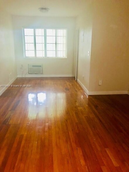 1008 E Ponce de Leon Blvd Unit 3, Coral Gables, FL 33134