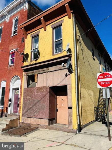 821 Elm St, Reading, PA 19601