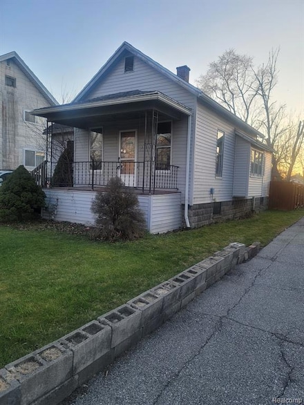 2221 Owen St, Saginaw, MI 48601