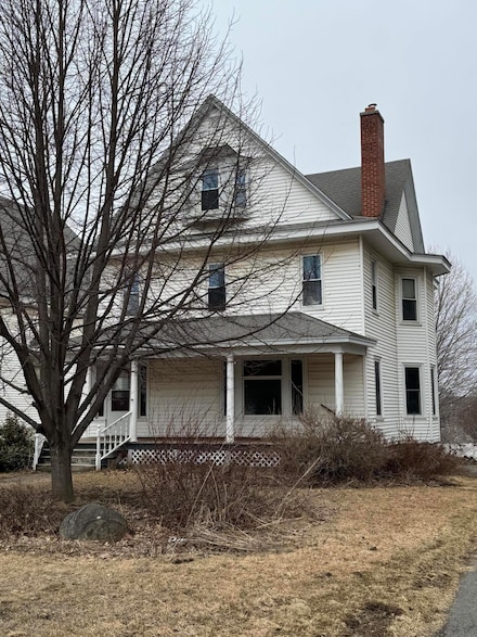 29 Church St, Presque Isle, ME 04769