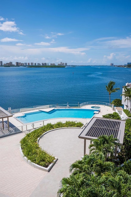 100 Lakeshore Dr Unit 457, North Palm Beach, FL 33408
